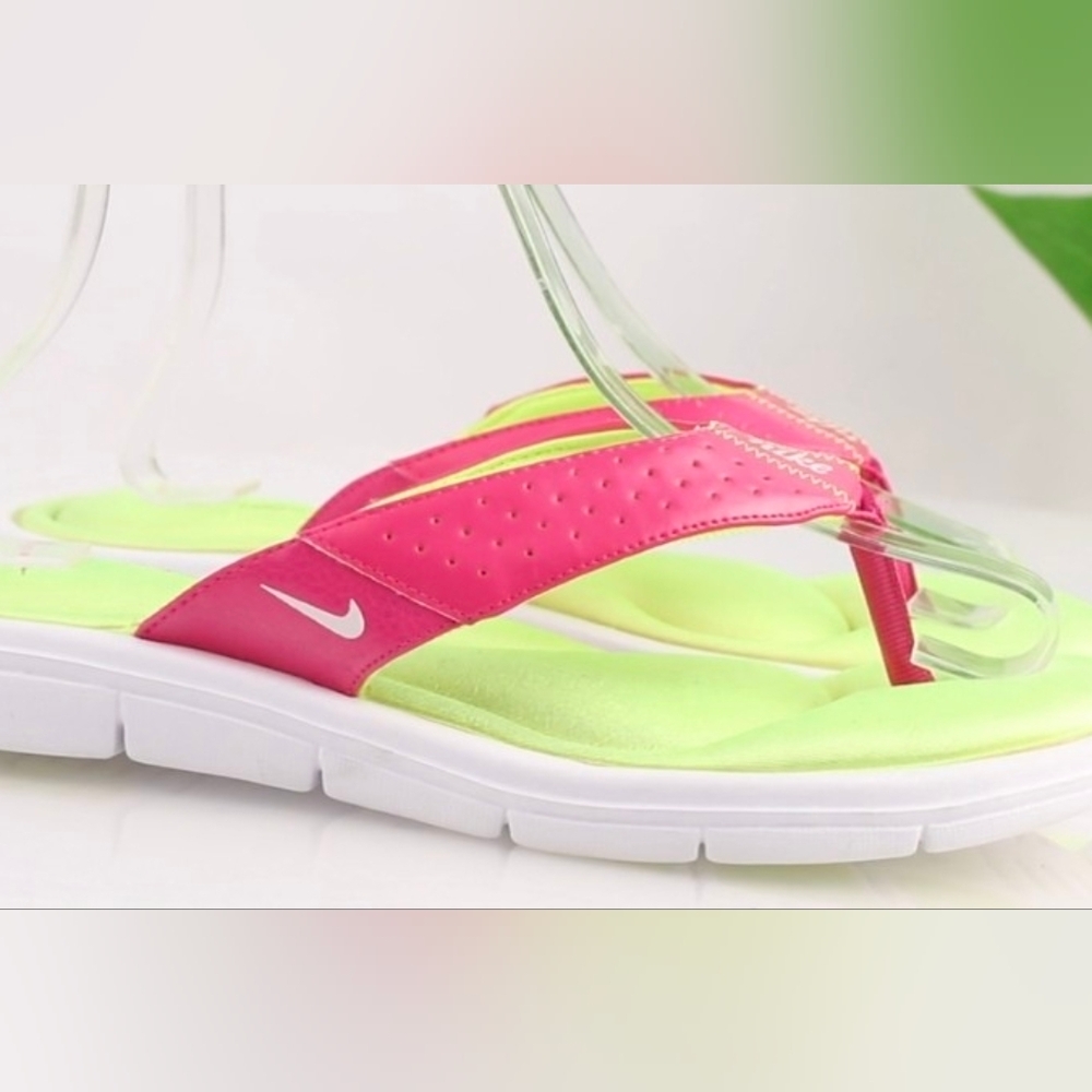Nike Womens Comfort Footbet Sandal Size11 Neon thong Slide Flip Flop Shoea. New. - Picture 2 of 7